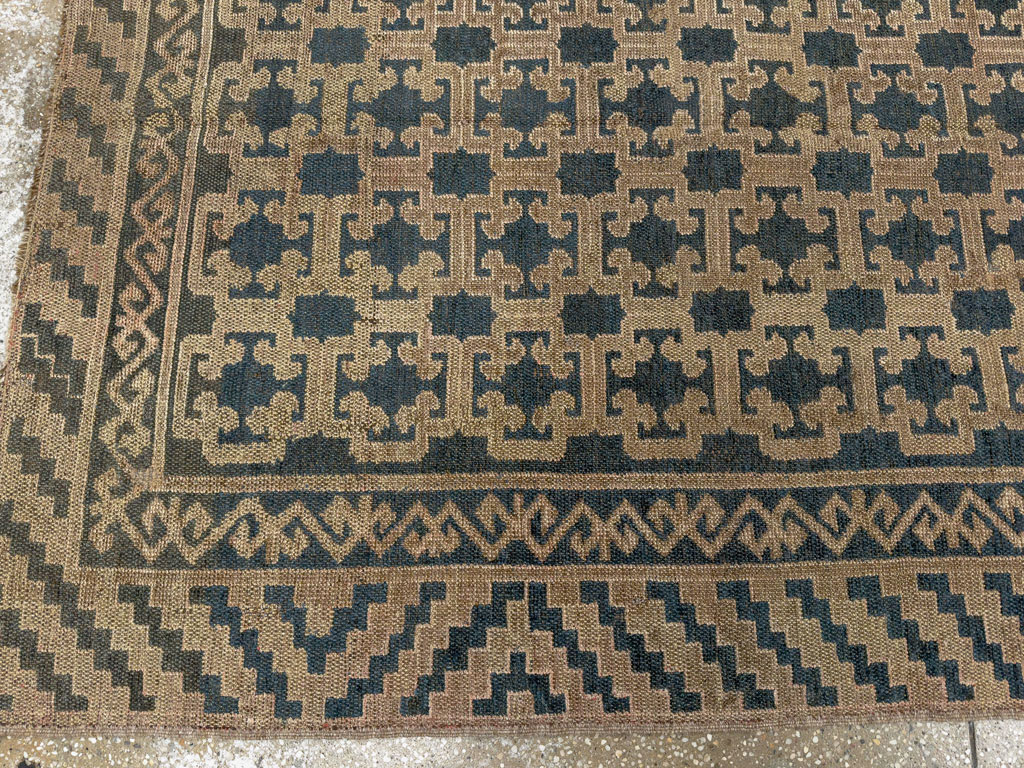 Antique East Turkestan Kirghiz Carpet, No.20193 - Galerie Shabab