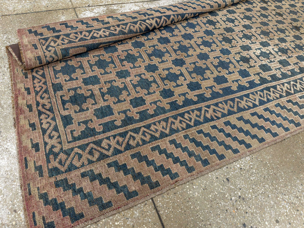 Antique East Turkestan Kirghiz Carpet, No.20193 - Galerie Shabab