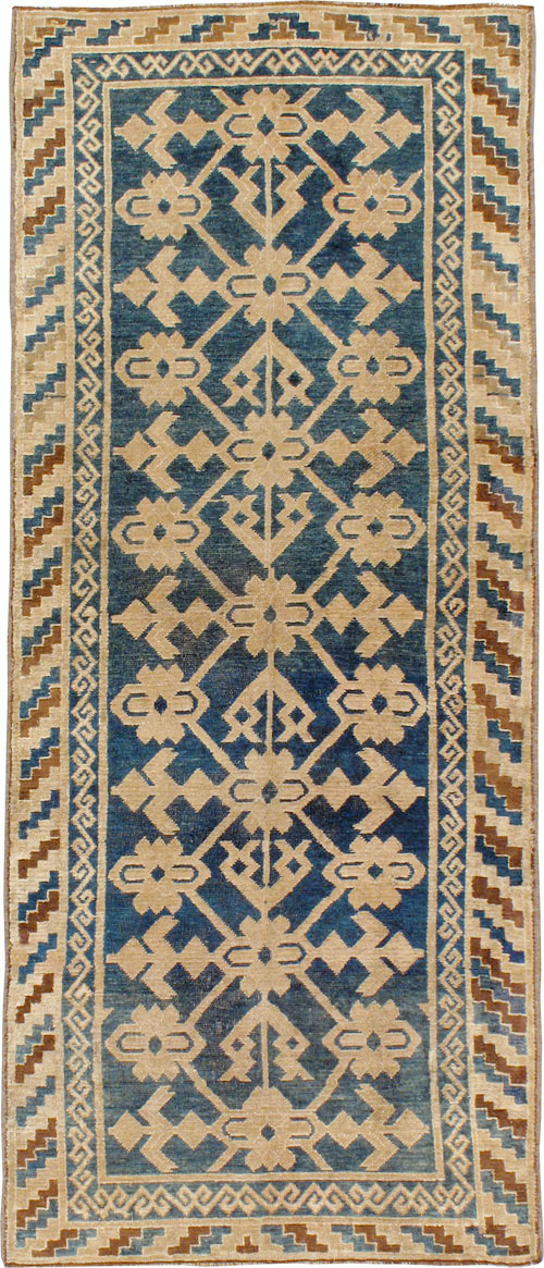 Antique East Turkestan Kirghiz Rug, No.20194 - Galerie Shabab