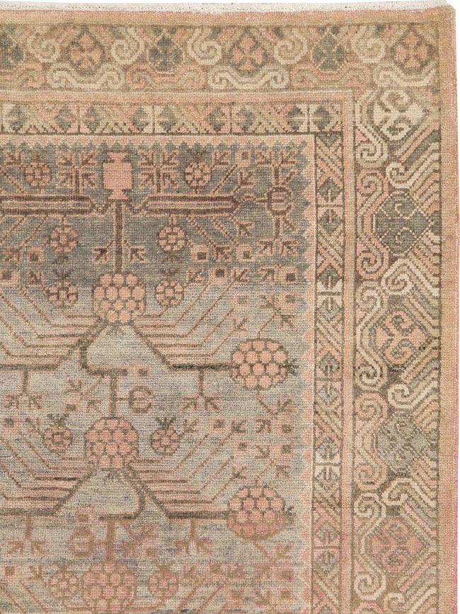 Vintage East Turkestan Khotan Carpet, No.20205 - Galerie Shabab