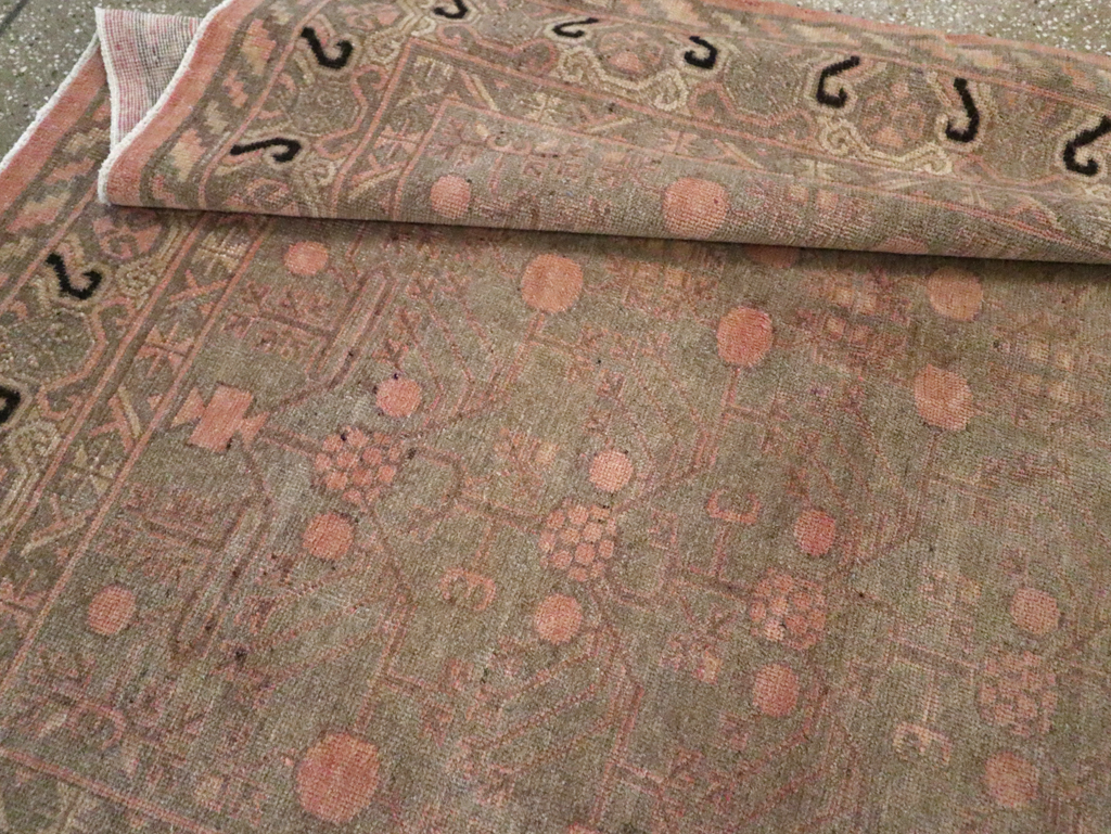 Vintage East Turkestan Khotan Carpet, No.20210 - Galerie Shabab