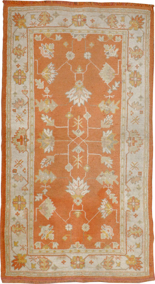 Antique Turkish Oushak Rug, No.20221 - Galerie Shabab