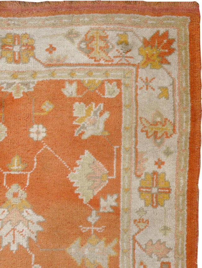 Antique Turkish Oushak Rug, No.20221 - Galerie Shabab
