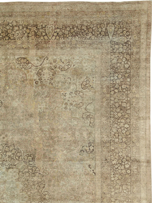 Antique Indian Lahore Carpet, No.20227 - Galerie Shabab