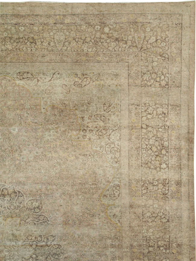 Antique Indian Lahore Carpet, No.20227 - Galerie Shabab
