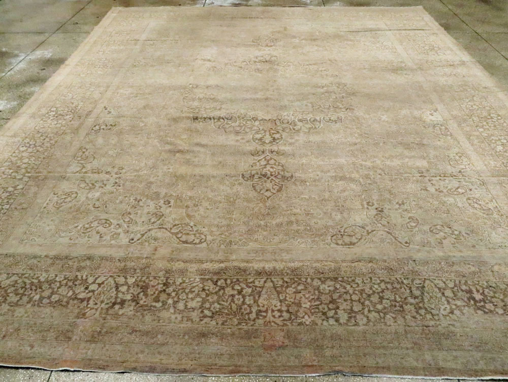 Antique Indian Lahore Carpet, No.20227 - Galerie Shabab