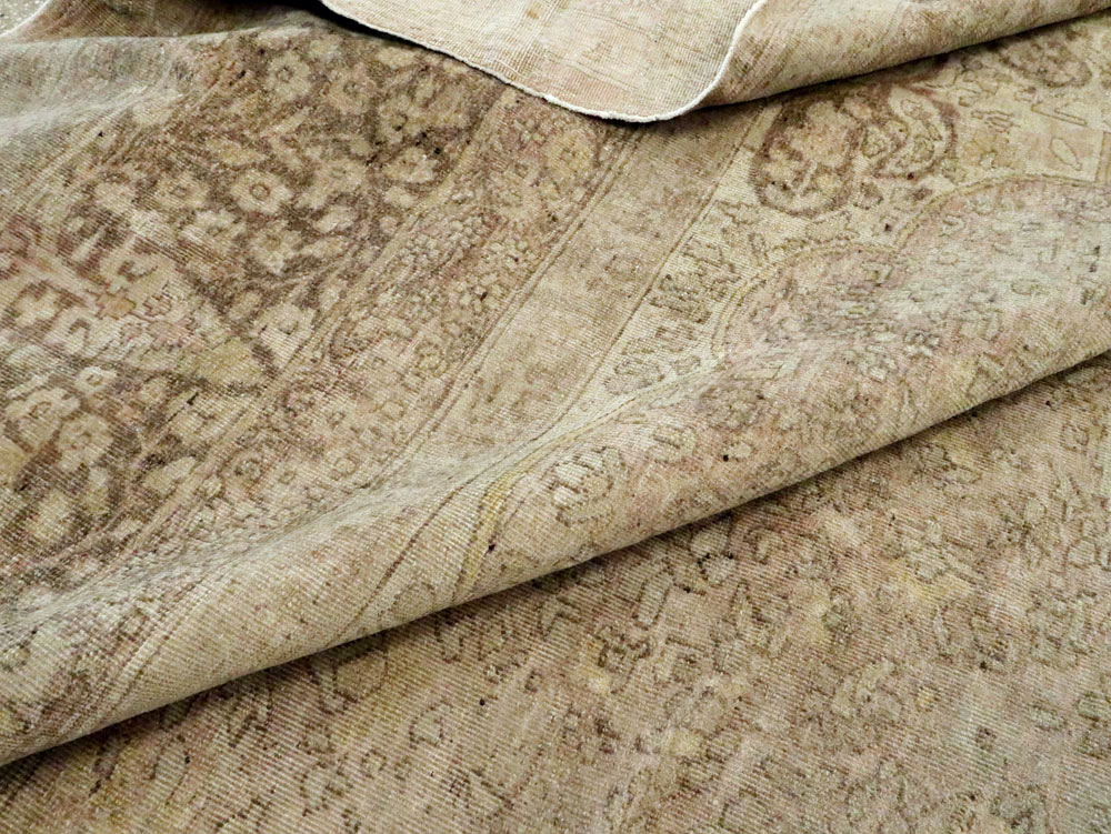 Antique Indian Lahore Carpet, No.20227 - Galerie Shabab