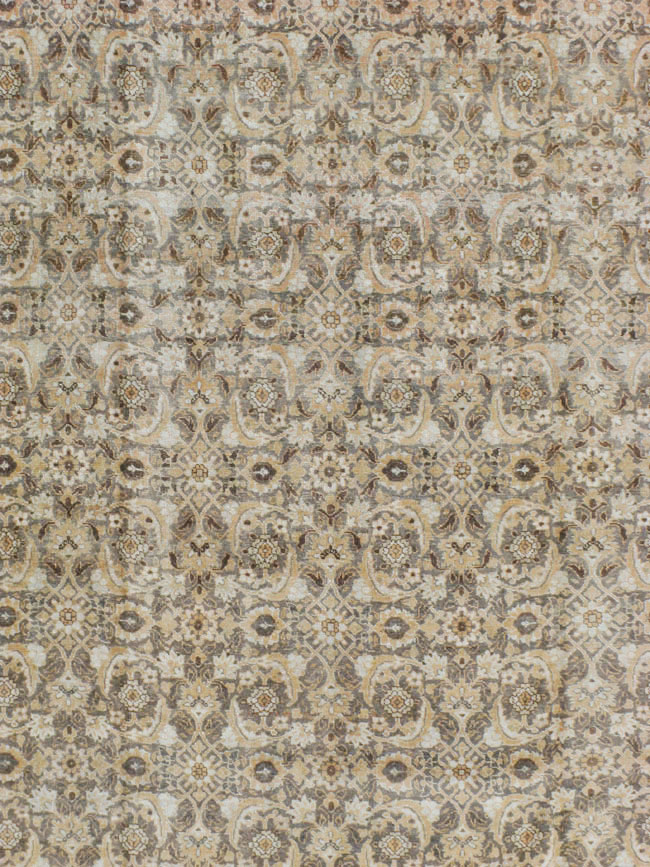 Antique Persian Tabriz Carpet, No.20228 - Galerie Shabab