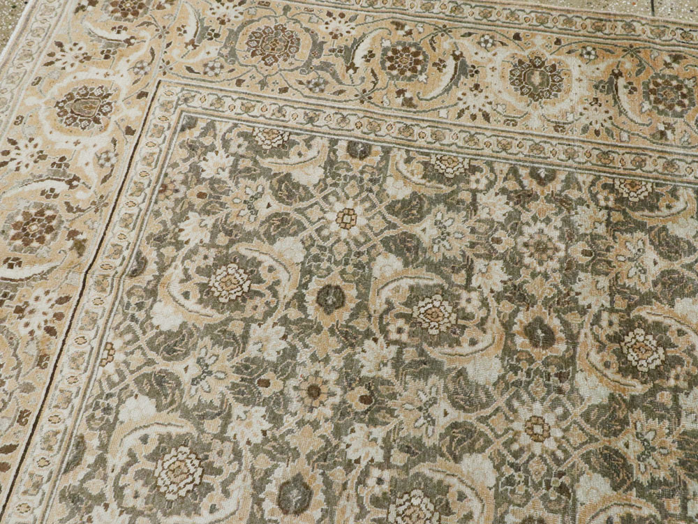 Antique Persian Tabriz Carpet, No.20228 - Galerie Shabab