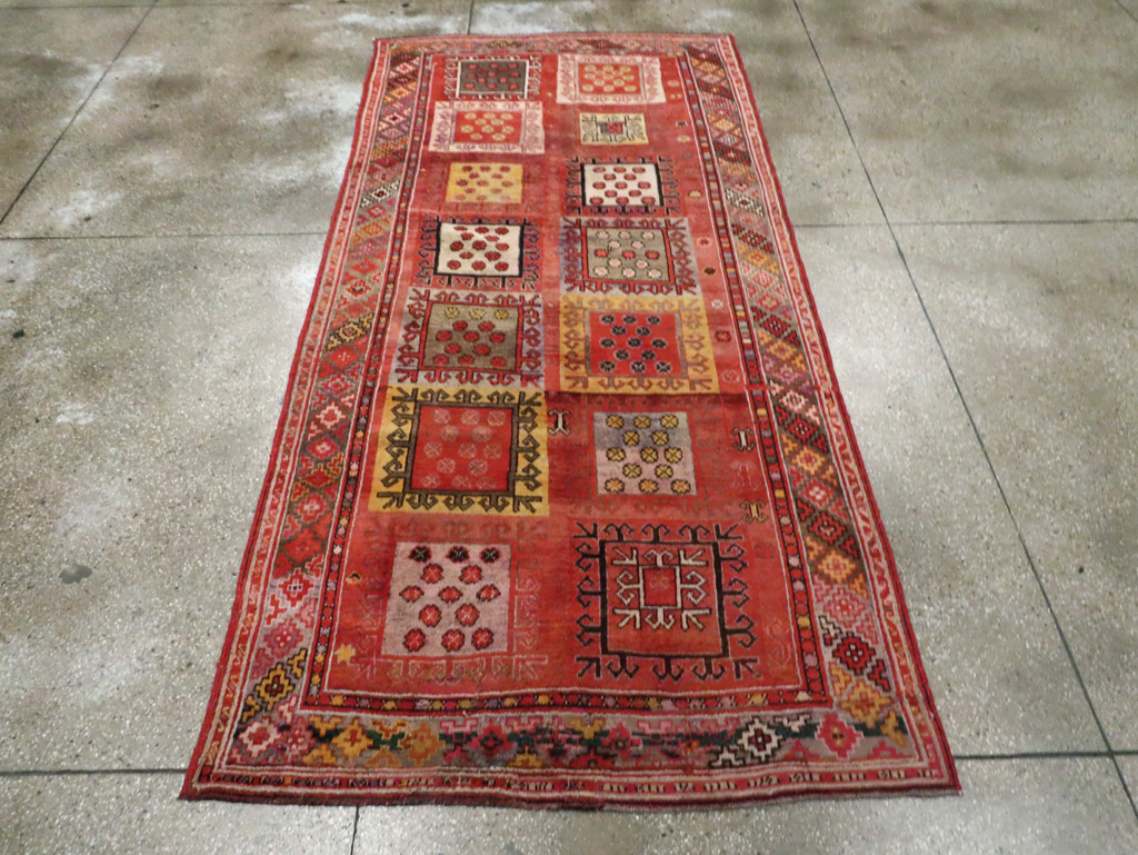 Antique East Turkestan Khotan Gallery Rug, No.20231 - Galerie Shabab