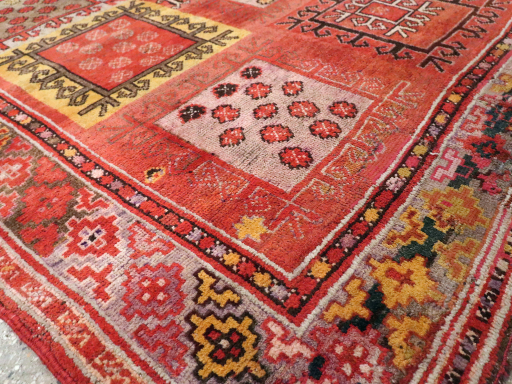 Antique East Turkestan Khotan Gallery Rug, No.20231 - Galerie Shabab
