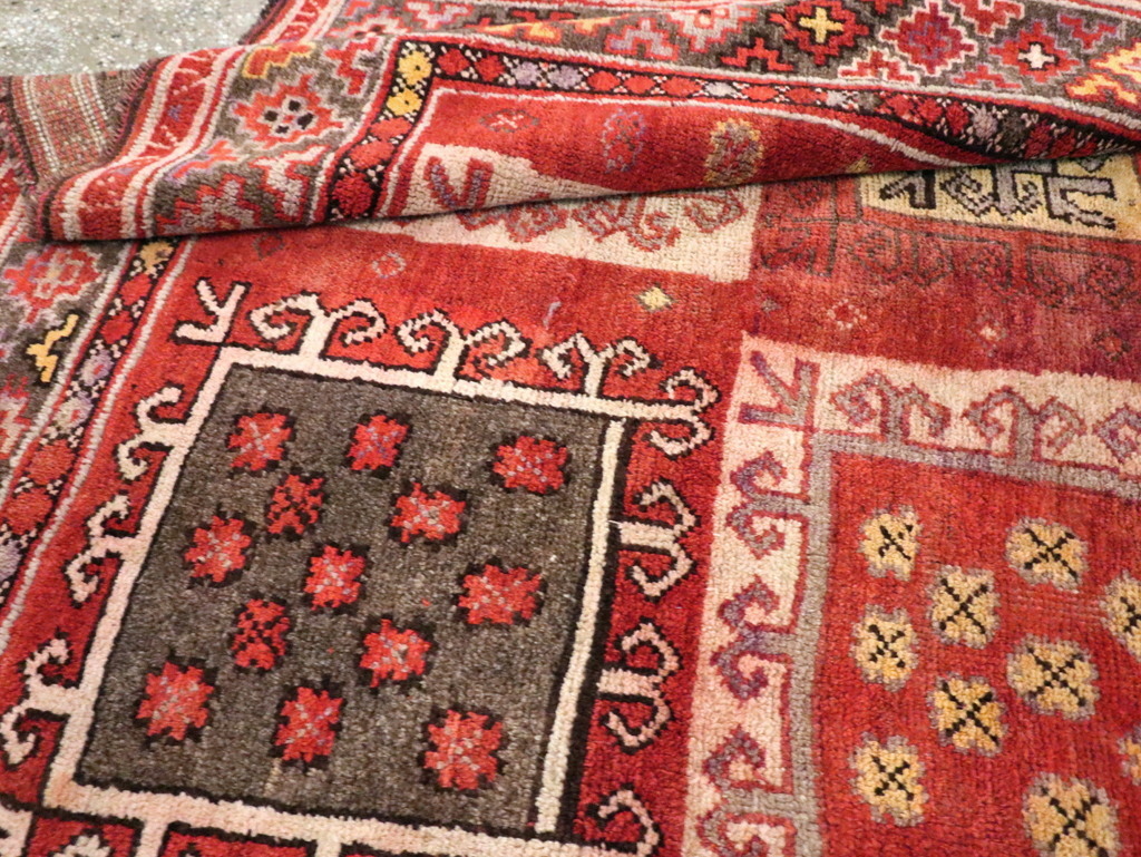 Antique East Turkestan Khotan Gallery Rug, No.20231 - Galerie Shabab