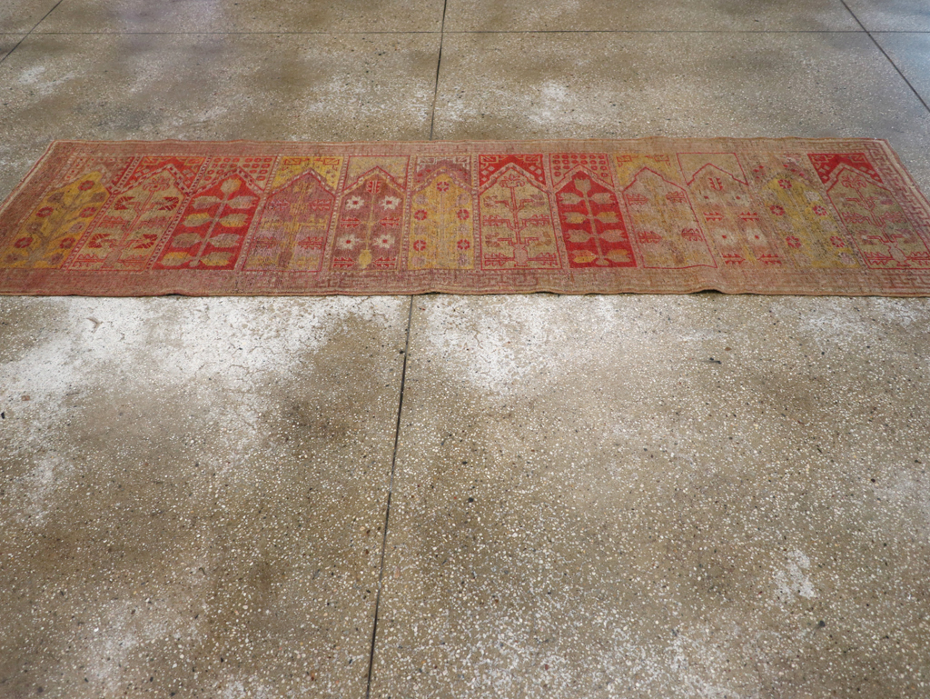 Antique East Turkestan Khotan Saph Runner, No.20233 - Galerie Shabab