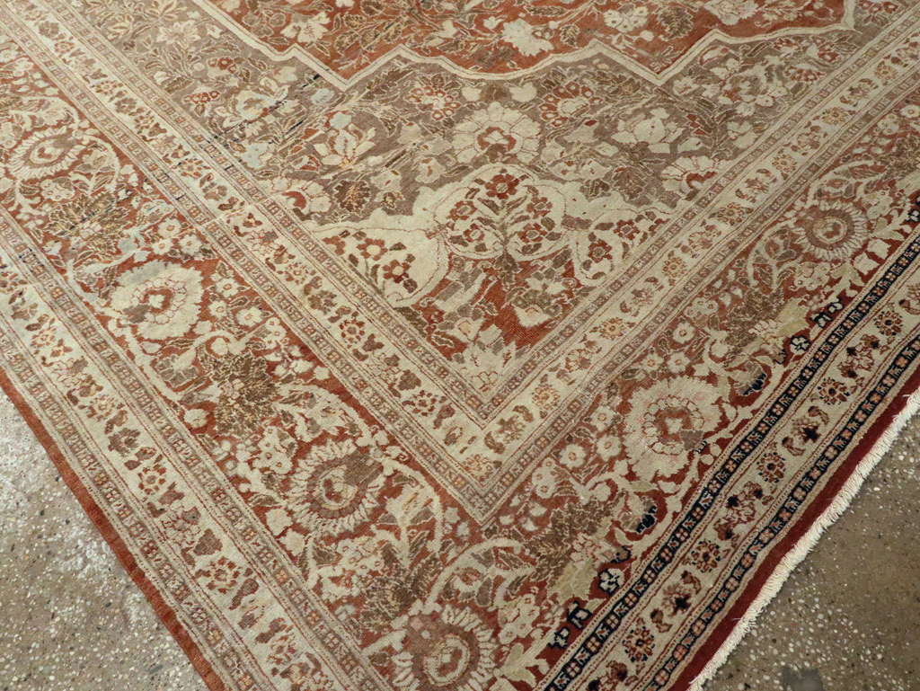 Antique Tabriz Hagi Jalili Carpet, No.20236 - Galerie Shabab