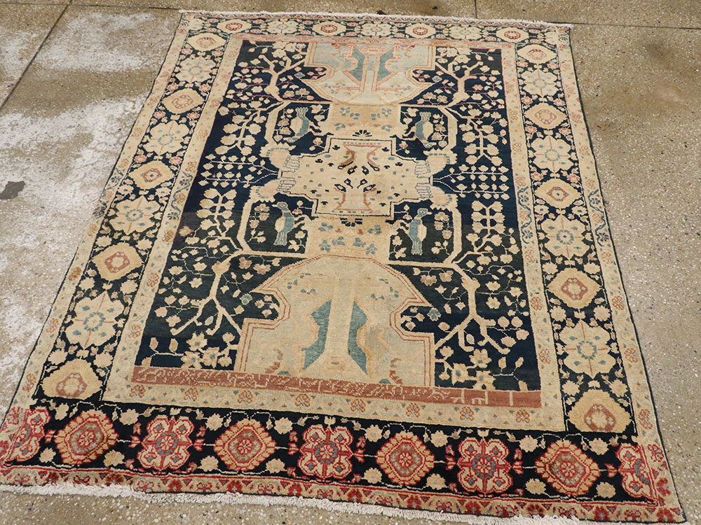 Antique Persian Tabriz Rug, No.20249 - Galerie Shabab