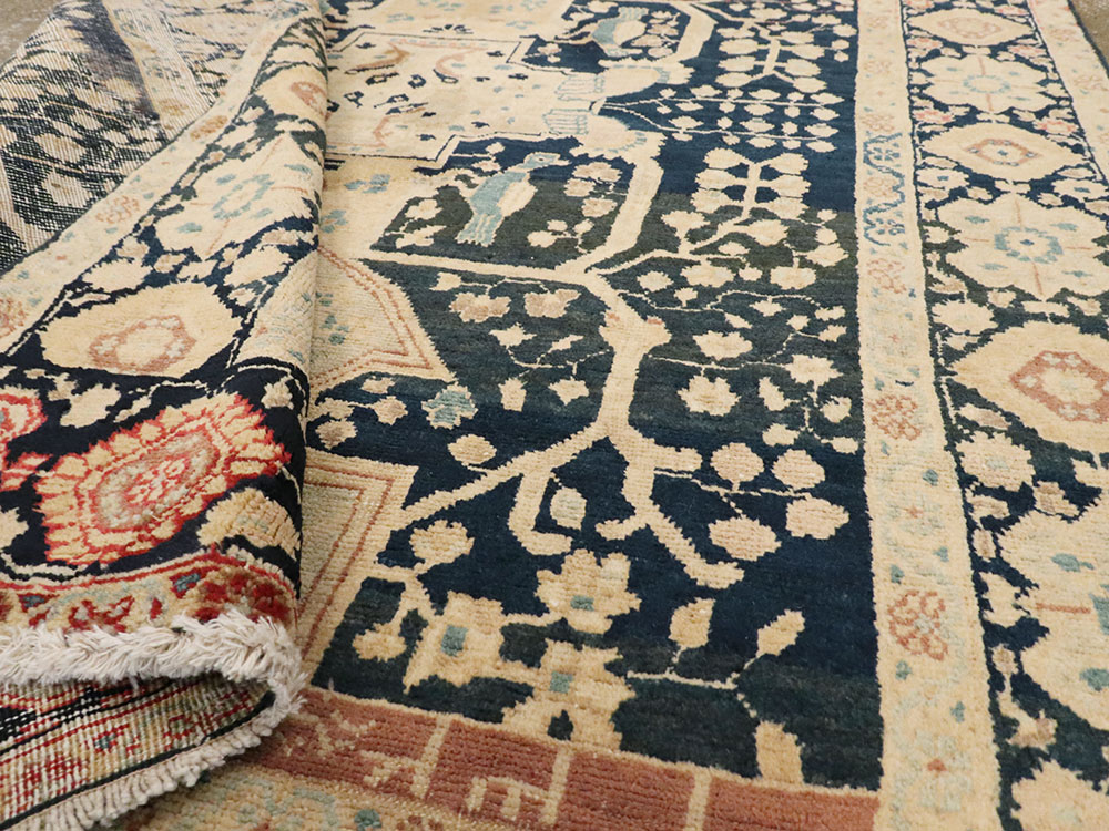 Antique Persian Tabriz Rug, No.20249 - Galerie Shabab