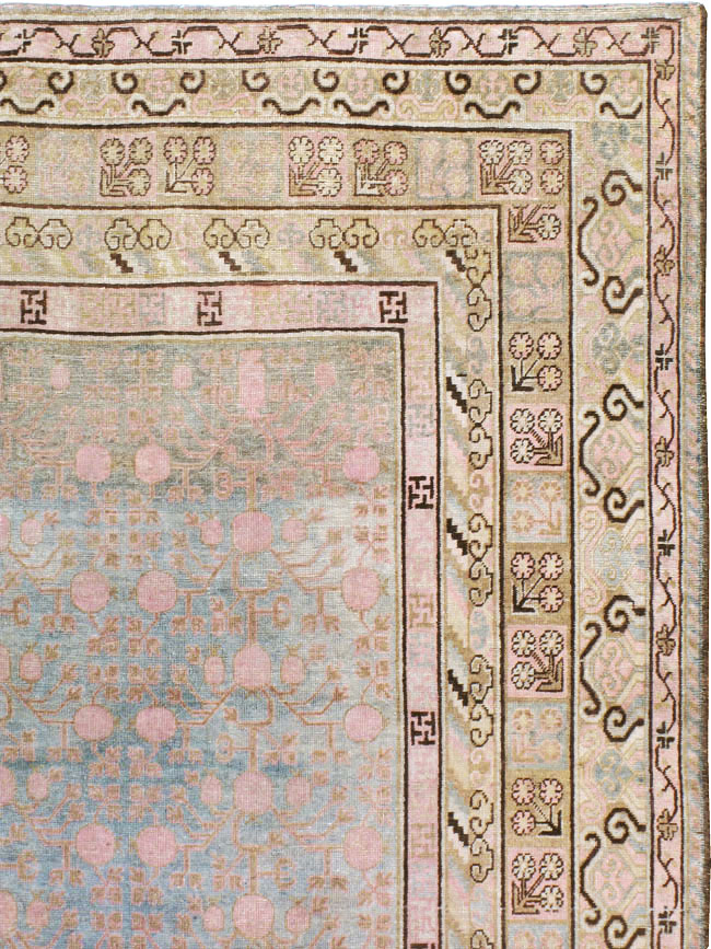 Antique East Turkestan Khotan Carpet, No.20262 - Galerie Shabab