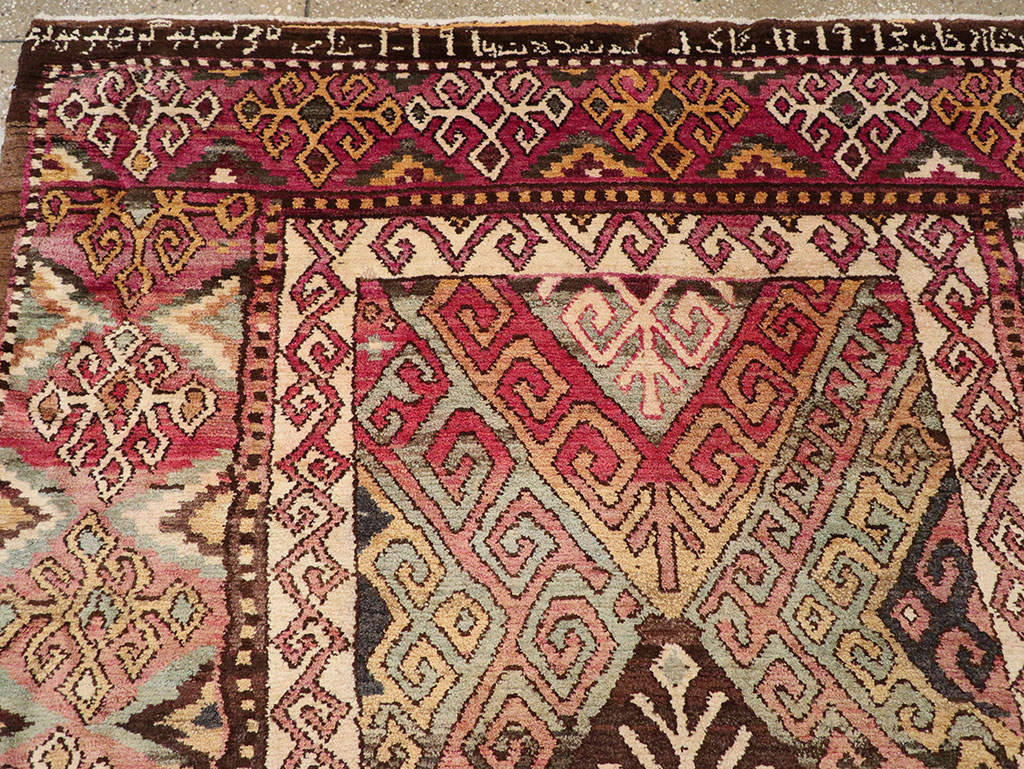 Antique Persian Kurdish Carpet, No.20270 - Galerie Shabab