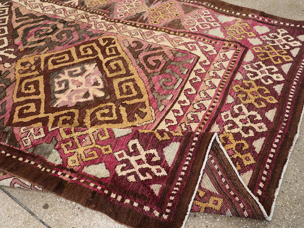 Antique Persian Kurdish Carpet, No.20270 - Galerie Shabab
