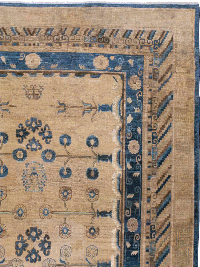 Antique East Turkestan Khotan Carpet, No.20271 - Galerie Shabab