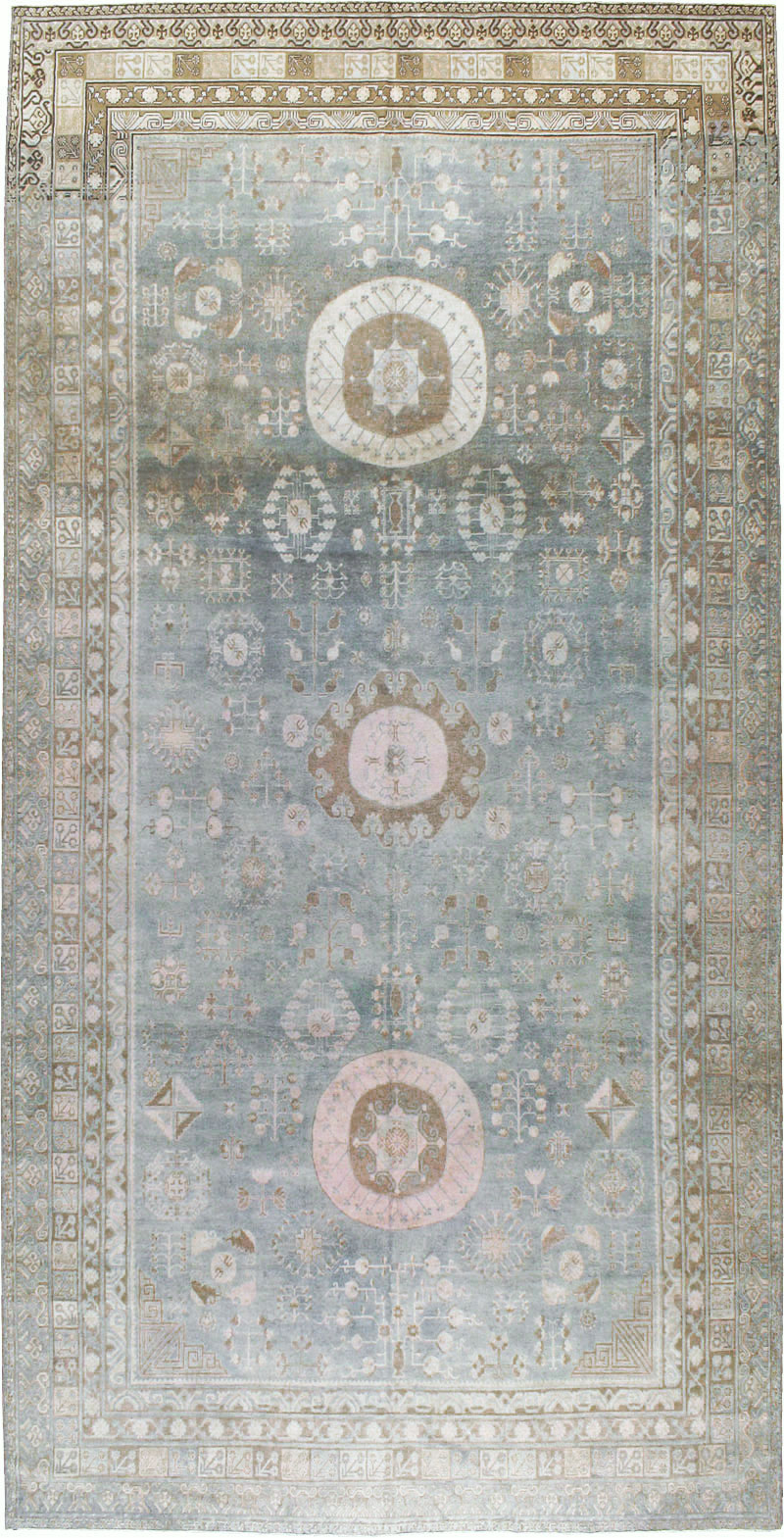 Antique East Turkestan Khotan Gallery Carpet, No.20277 - Galerie Shabab