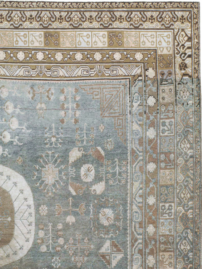 Antique East Turkestan Khotan Gallery Carpet, No.20277 - Galerie Shabab