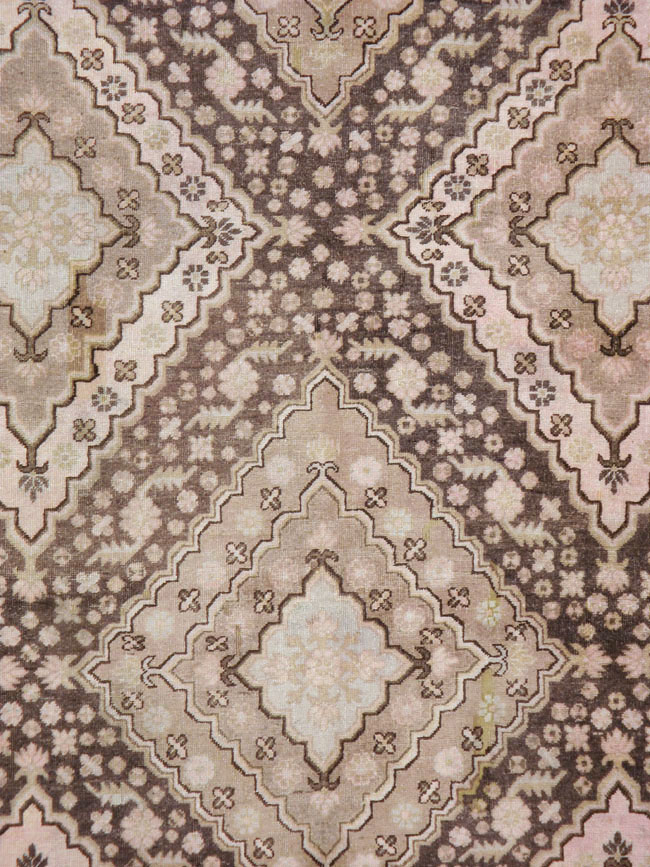 Antique East Turkestan Khotan Square Carpet, No.20278 - Galerie Shabab