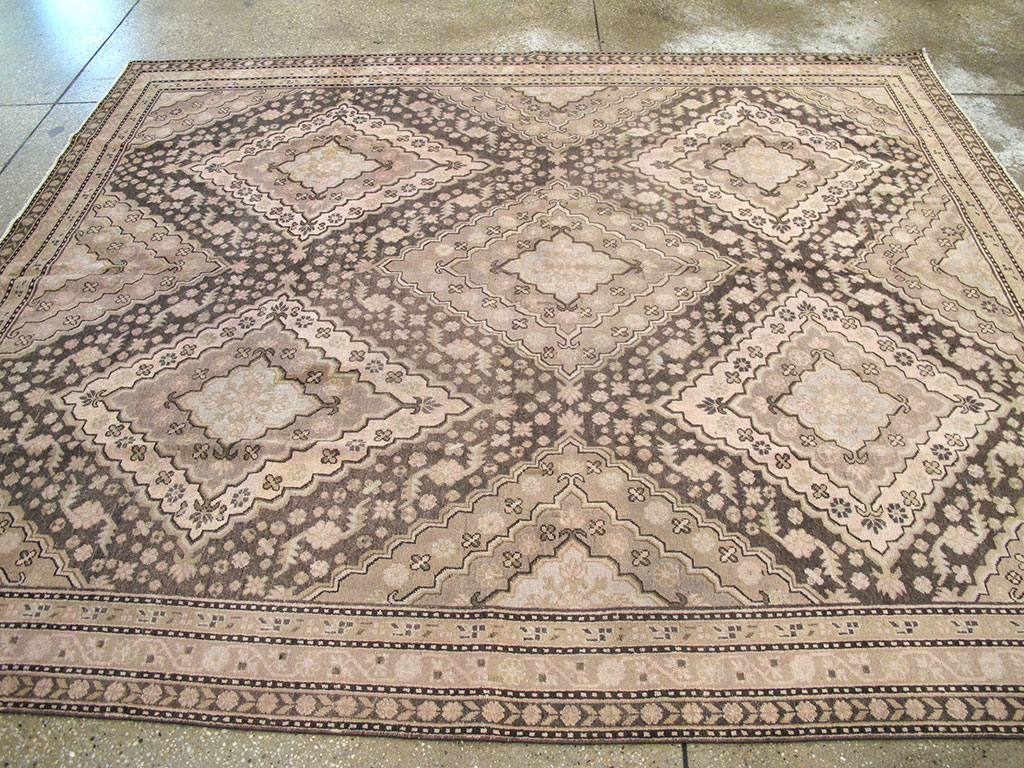 Antique East Turkestan Khotan Square Carpet, No.20278 - Galerie Shabab