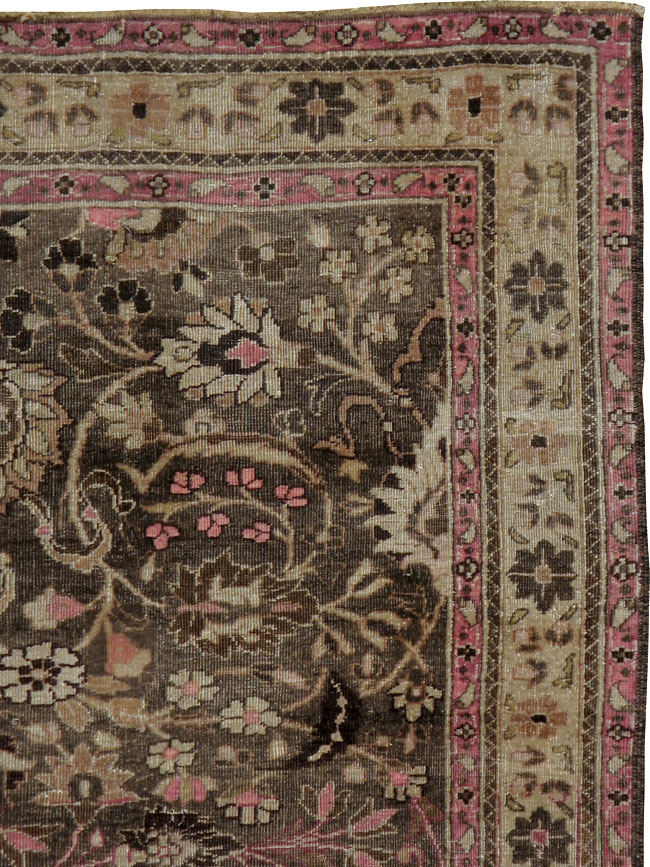 Antique Persian Mashad Rug, No.20281 - Galerie Shabab
