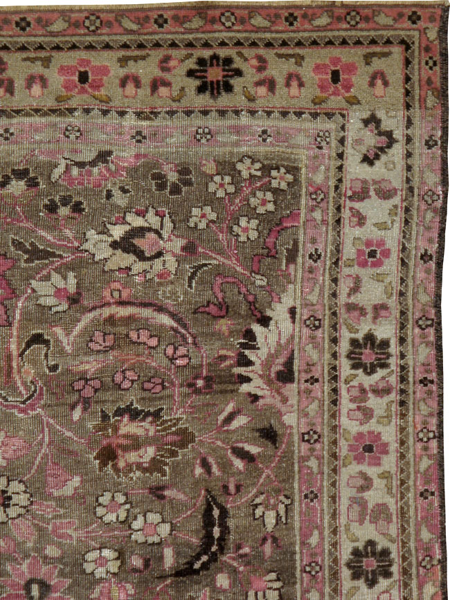 Antique Persian Mashad Rug, No.20281 - Galerie Shabab