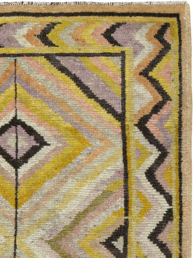 Vintage East Turkestan Khotan Rug, No.20282 - Galerie Shabab