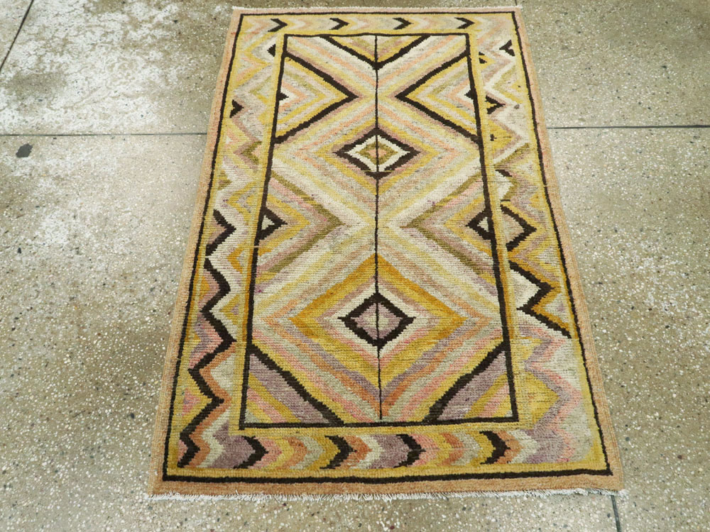 Vintage East Turkestan Khotan Rug, No.20282 - Galerie Shabab