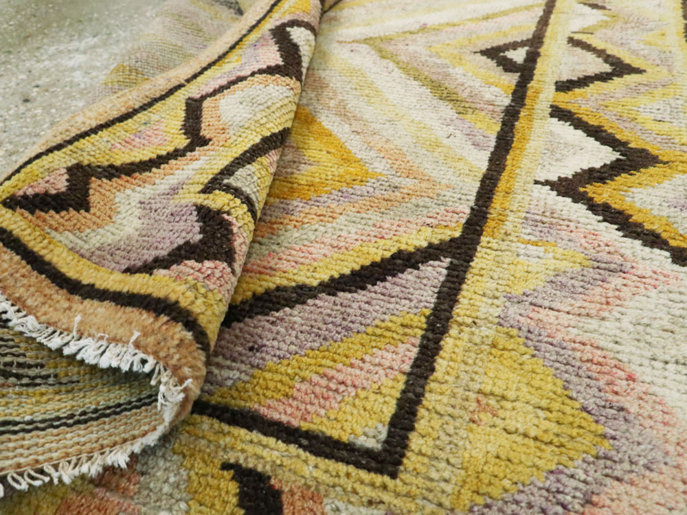 Vintage East Turkestan Khotan Rug, No.20282 - Galerie Shabab