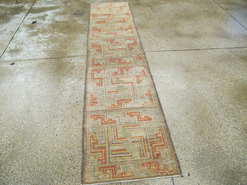 Antique East Turkestan Khotan Runner, No.20284 - Galerie Shabab