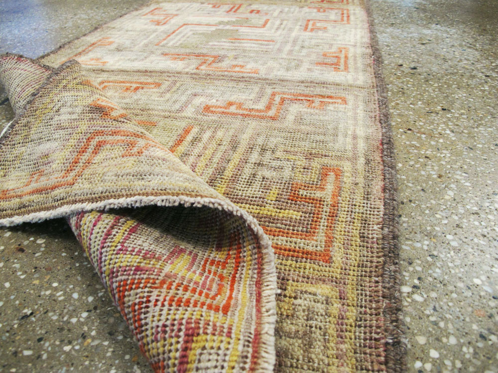 Antique East Turkestan Khotan Runner, No.20284 - Galerie Shabab