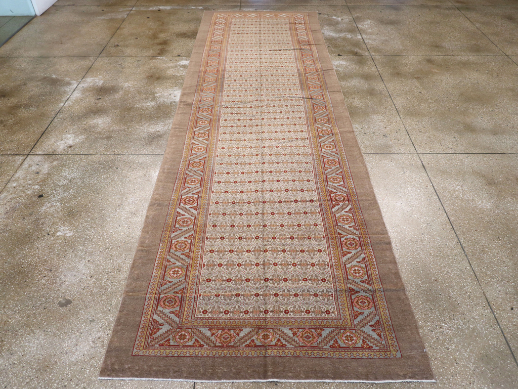 Antique Persian Serab Wide Gallery Runner, No.20289 - Galerie Shabab
