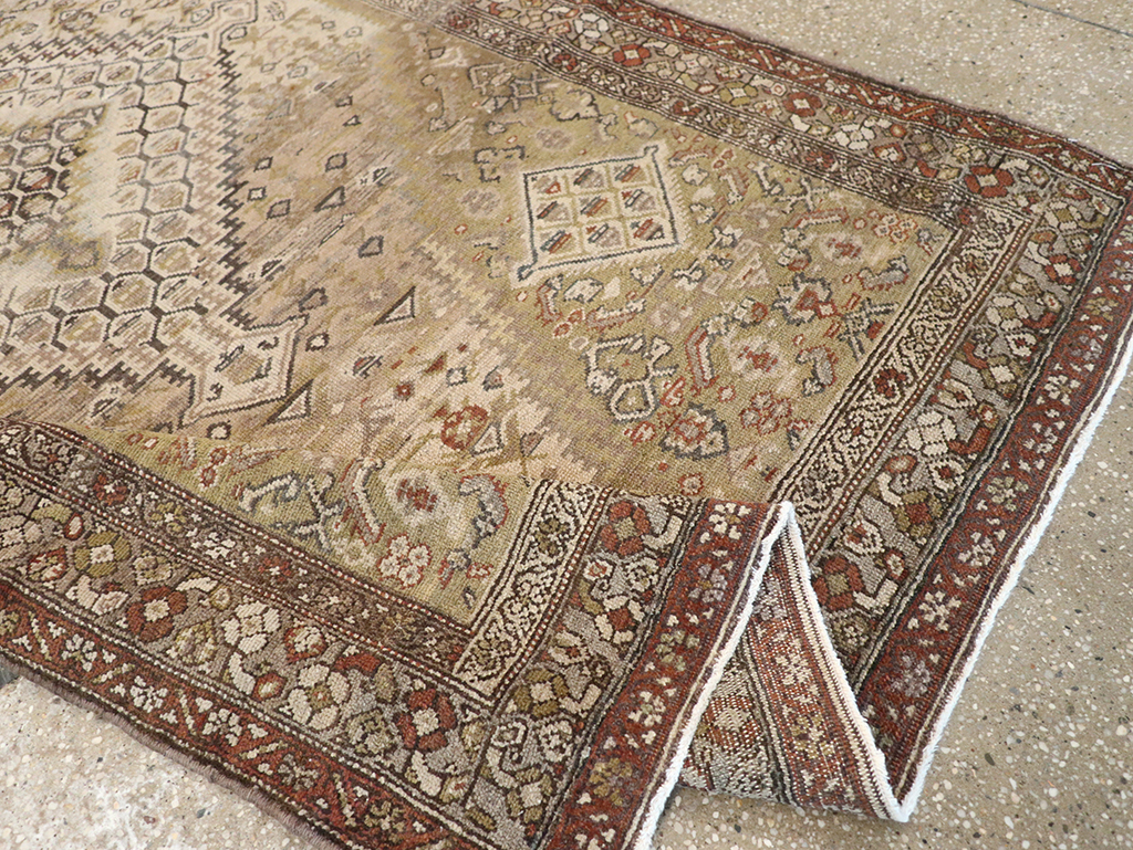 Antique Persian Malayer Rug, No.20293 - Galerie Shabab