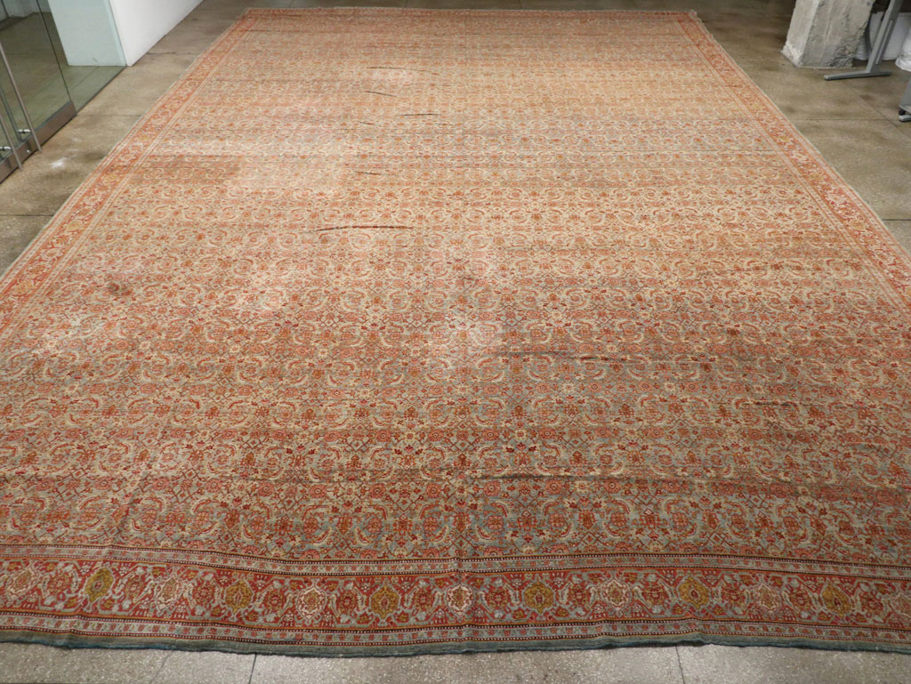 Antique Persian Senneh Carpet, No.20301 - Galerie Shabab