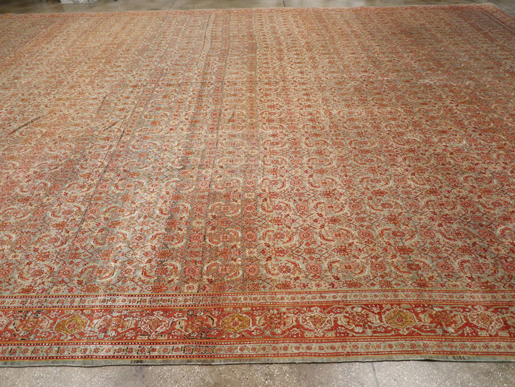 Antique Persian Senneh Carpet, No.20301 - Galerie Shabab