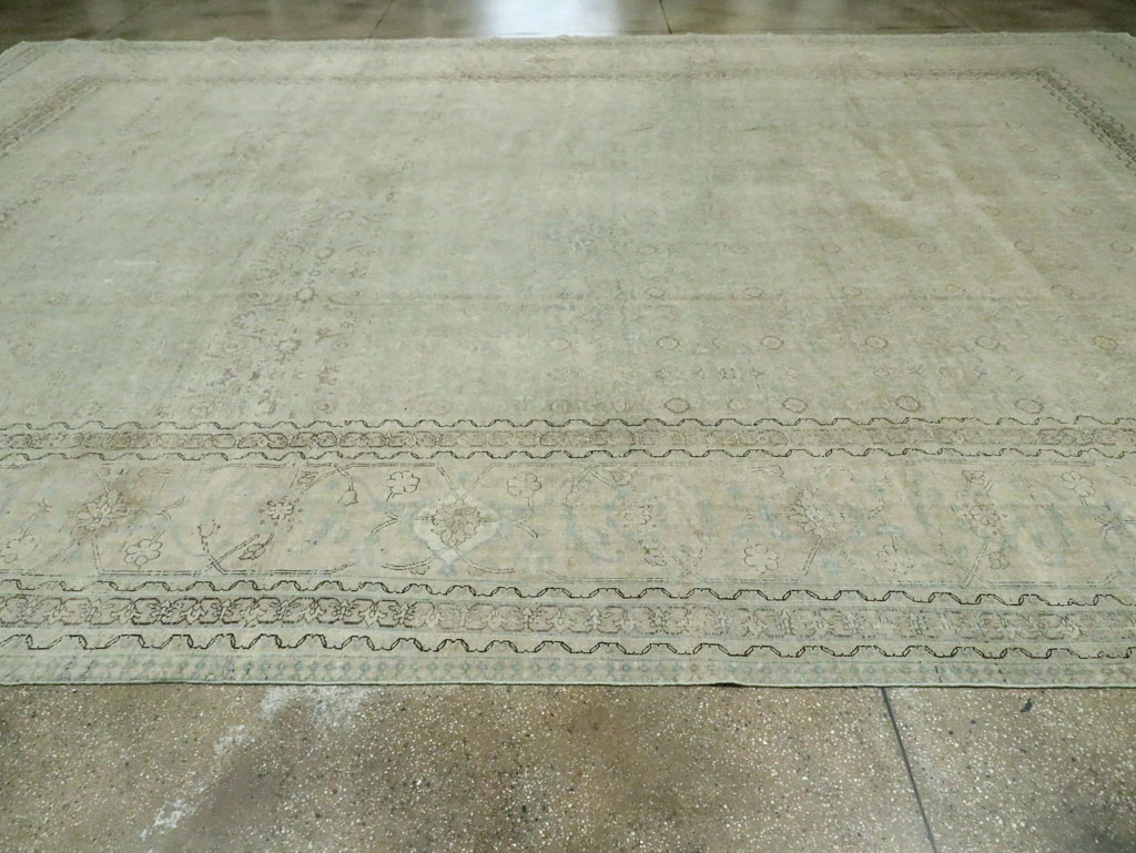 Antique Persian Tabriz Carpet, No.20302 - Galerie Shabab