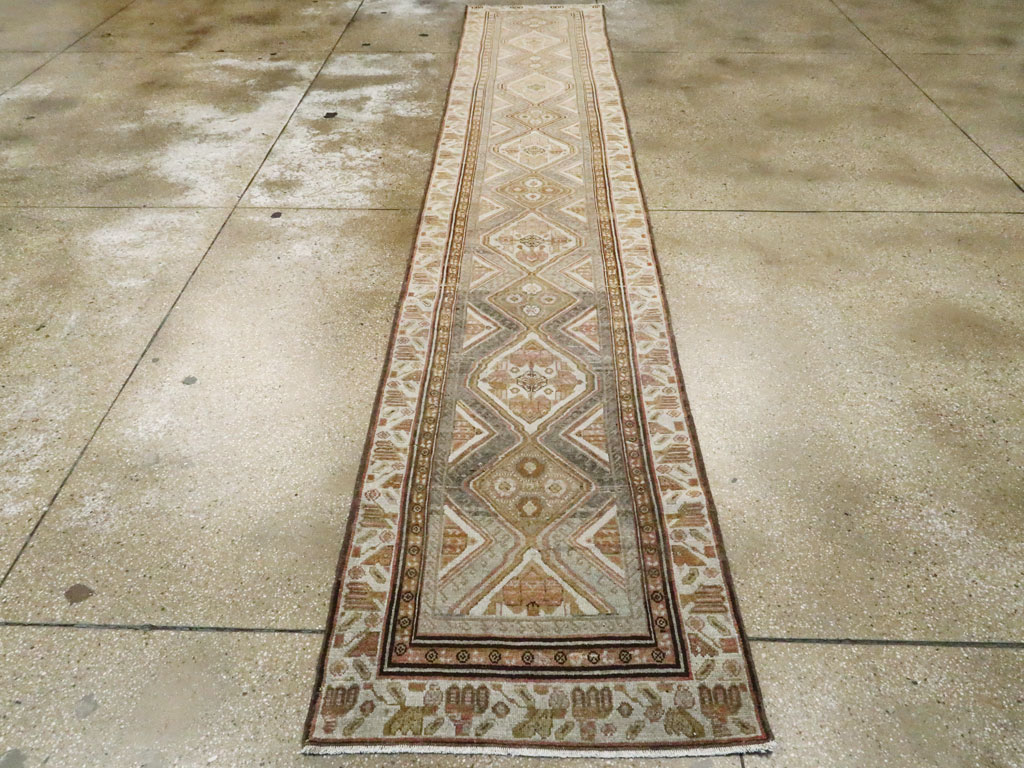 Antique Persian Malayer Runner, No.20314 - Galerie Shabab