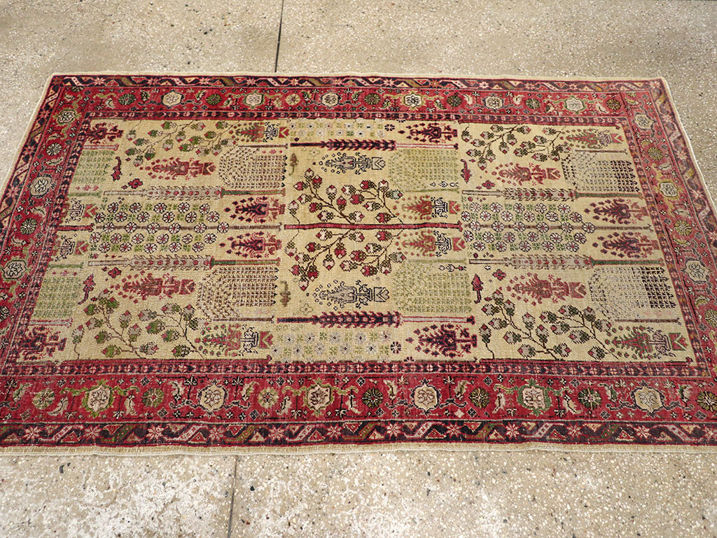 Antique Turkish Sivas Carpet, No.20327 - Galerie Shabab