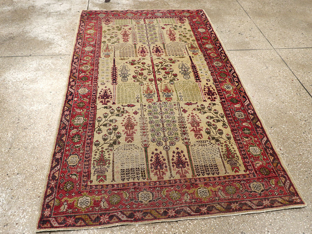 Antique Turkish Sivas Carpet, No.20327 - Galerie Shabab