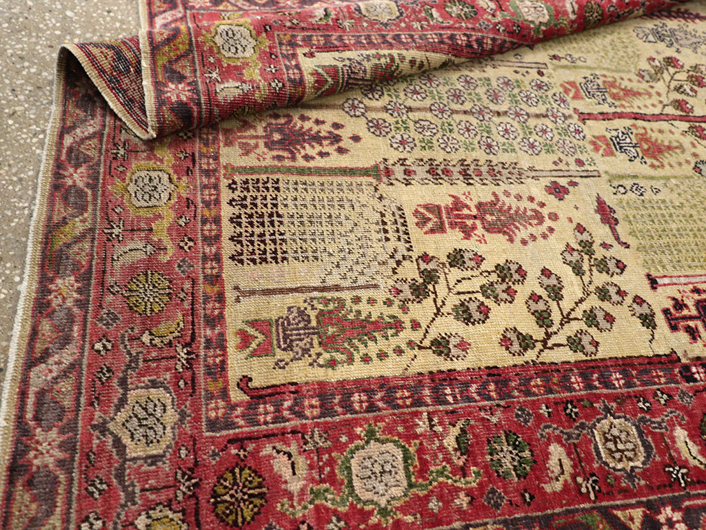 Antique Turkish Sivas Carpet, No.20327 - Galerie Shabab
