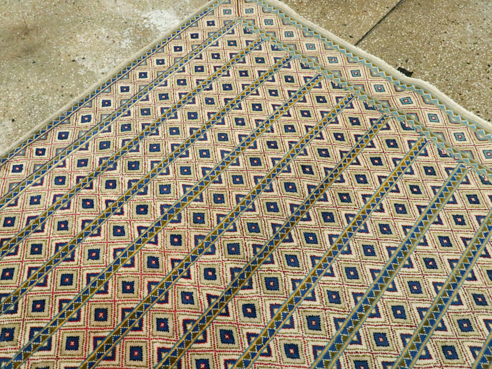 Vintage Persian Kashan Modernist Carpet, No.20334 - Galerie Shabab