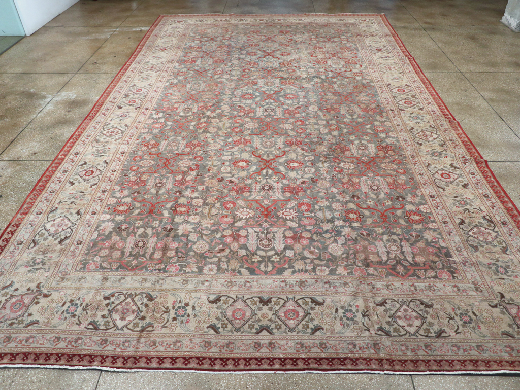 Antique Persian Tabriz Carpet, No.20338 - Galerie Shabab