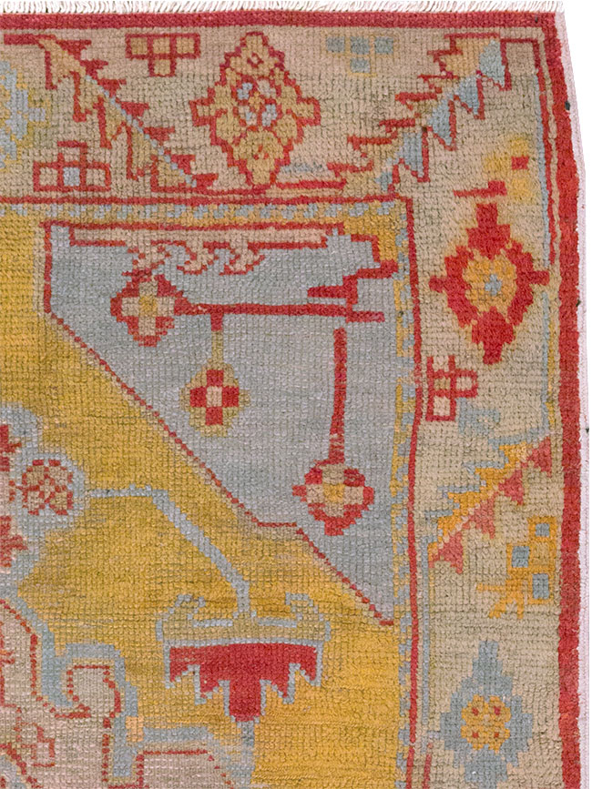 Vintage Turkish Oushak Throw Rug, No.20341 - Galerie Shabab