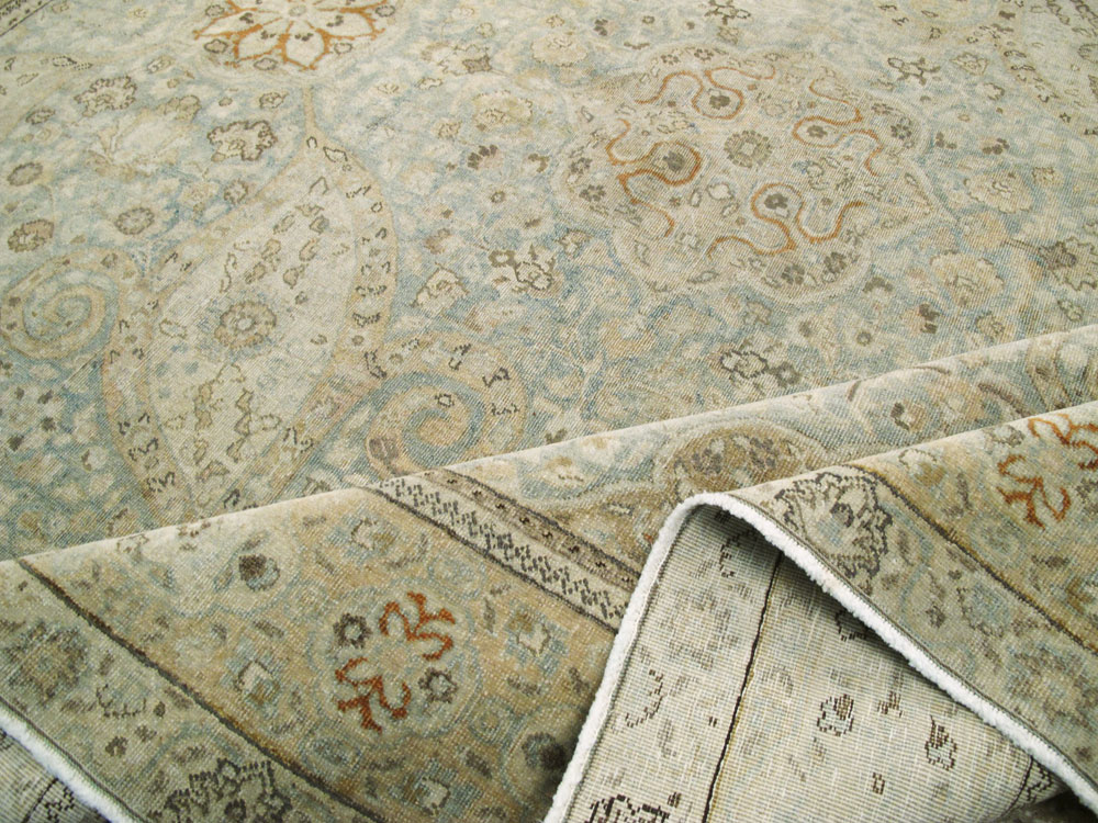 Antique Persian Tabriz Carpet, No.20343 - Galerie Shabab