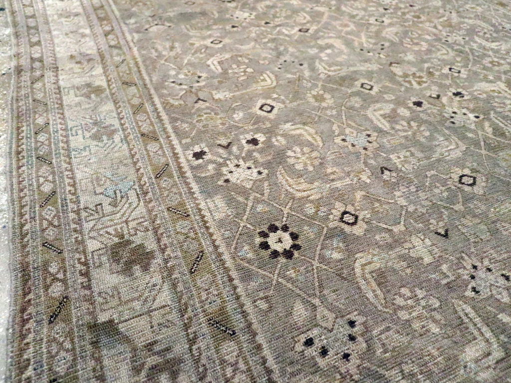 Vintage Persian Malayer Accent Carpet, No.20344 - Galerie Shabab