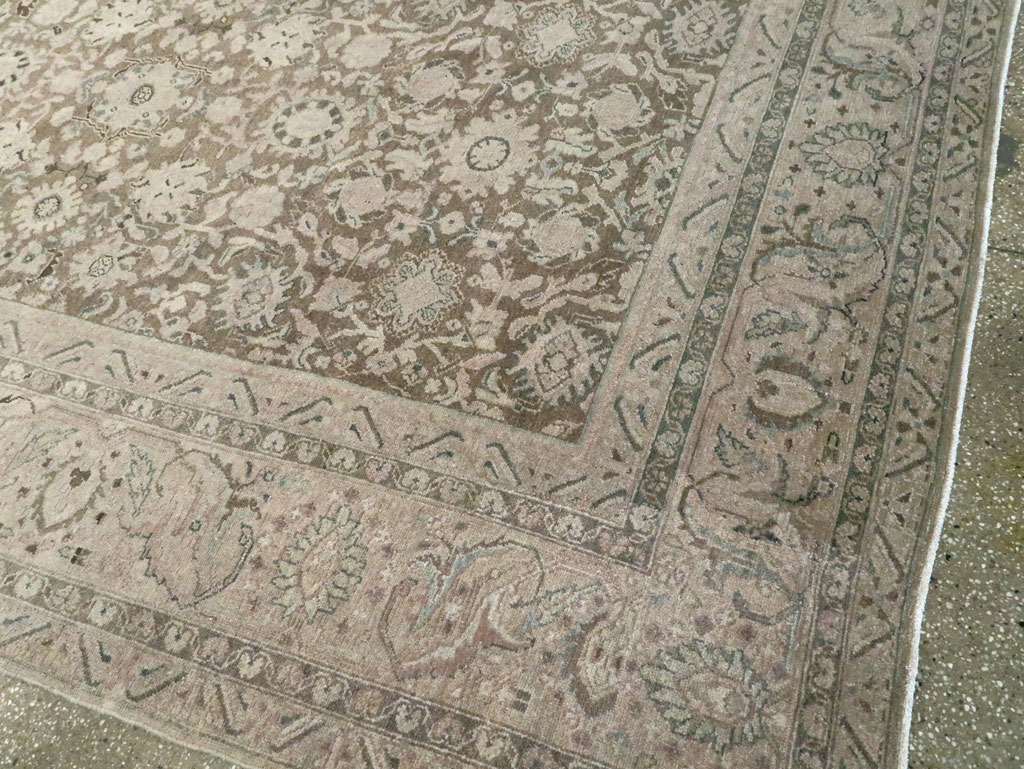 Vintage Persian Malayer Room Size Carpet, No.20353 - Galerie Shabab